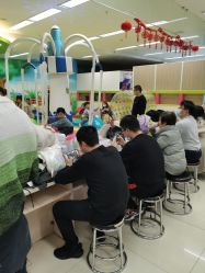 -孩子王童乐园(芜湖万达店)