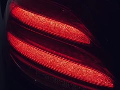 -杭州中升之星奔驰4S店(滨江店)