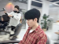 -尤司男士国潮理发馆