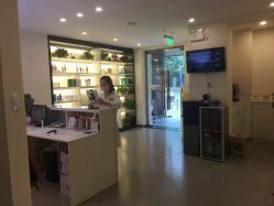 -康颜SPA自然疗愈皮肤管理中心