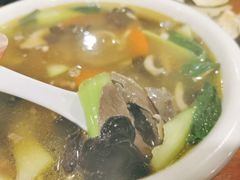 -怡妮新疆风味餐厅(东江湾路店)