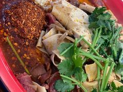 -老街称盘麻辣烫(东方新天地店)