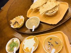 -方中山胡辣汤(顺河路店)