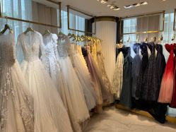 点击看大图 -GRACE KELLY婚纱与礼服(北京店)