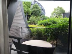 -上海滴水湖皇冠假日酒店