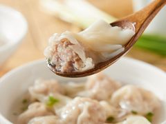 -荣记歡喜·馄饨铺(开发区振华购物中心店)