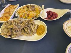 -伊带伊路新疆美食府(呼家楼店)