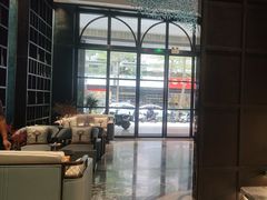 -铂尔登国际酒店(南山深圳湾口岸店)