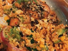 牛油果三文鱼波蛋谷物碗-gaga(深圳南山益田假日广场店)