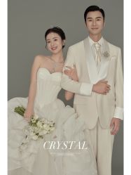 -雪中彩影婚纱摄影·微光艺术中心