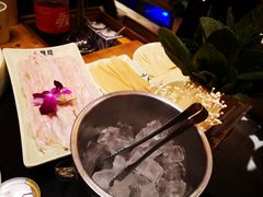 -大龙辣火锅·龙虾·烧烤(湖滨新天地店)