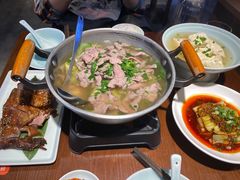 -全牛匠·乐山跷脚牛肉(西单华威约饭街店)