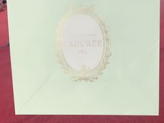 -ladurée(戴高乐机场T 2F店)