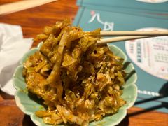 -八月美食小馆(银泰城总店)
