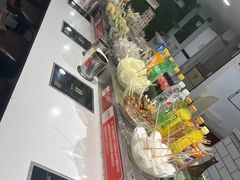 -百品聚旋转火锅(万德庄店)