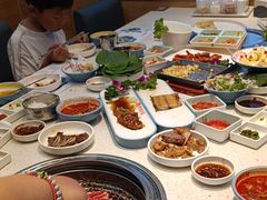 -韩香福烤肉庄园(荣成店)