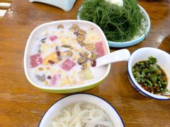 -老何家后安粉·糟粕醋海鲜火锅(三亚湾椰梦长廊店)