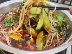 -周良天山牛杂城(天山路总店)