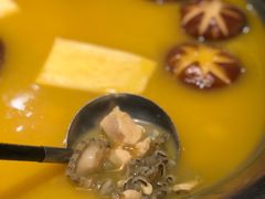 红颜花胶鸡锅-湊湊火锅·茶憩(杭州湖滨银泰in77店)