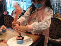 -圣丰索菲特·2 On 988 Café 自助餐厅
