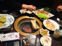 -山川小町·极番烧肉(新地假日广场店)