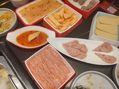 -渝水岸·鲜货火锅(新村7店)