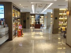 -杭州西湖湖滨银泰亚朵酒店