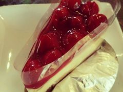-莓园冰淇淋店