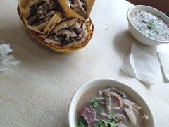 -洪峰浩老北京烧饼夹肉(角门路店)