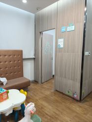 -睿宝儿科·眼科·口腔(静安大悦城门诊部)