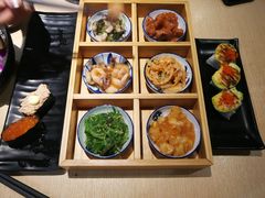 -万岁料理回转寿司(华贸店)
