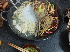 -重庆故事姊妹老火锅(财经学院店)