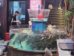 -魏铭鱼头捞饭(晋阳路店)