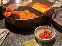 -三出山火锅(南京万象天地店)