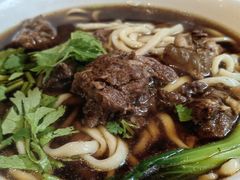 -清真吴记门钉肉饼·喜多利