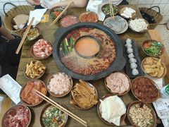 -黄潇洒老火锅(九眼桥宏济巷店)