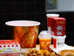 -肯德基(成山路地铁站店)
