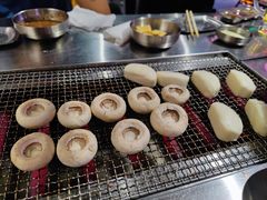 -马路牙子地桌烤肉(工体店)