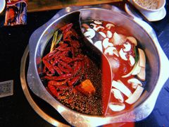 -纸盐河码头火锅(十八梯店)