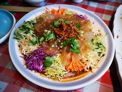 东北拉皮-老三骨头馆(白桦东路店)