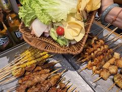 -卞二小串·鹤岗烧烤·坑烤(永定路店)