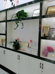 -蕾特恩专业祛痘·皮肤管理