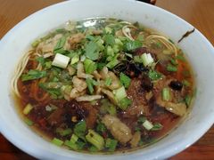 -矮子粉店1985·长沙米粉(湘春路店)