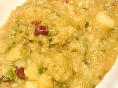 -香巴拉云南餐厅(华莱坞店)