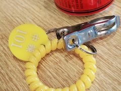 -愉肴麻辣香锅(中山路店)