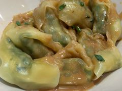 芝麻酱拌荠菜鲜肉馄饨-东泰祥生煎馆(重庆北路店)