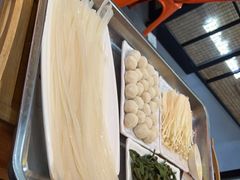 -哈尔滨烧烤·山河村铁锅炖(交大店)