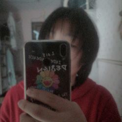 -诗悦发型SALON·圣罗兰店