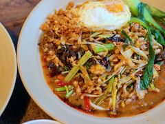 -方铲铲·成都板凳面(滨江银泰店)