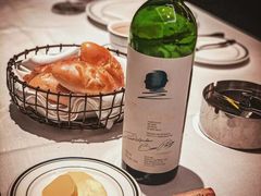 餐前包-Wolfgang’s Steakhouse 沃夫冈牛排馆(上海白玉兰广场店)